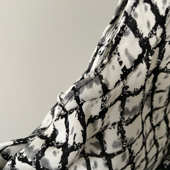 NWOT Proenza Schouler BW Floral Silk Blouse - Picture 4 of 8